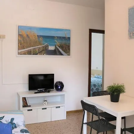 Διαμέρισμα Modern Flat On The Shores Of *