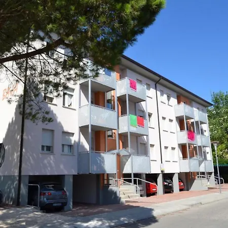Modern Flat On The Shores Of Апартаменти Бібіоне